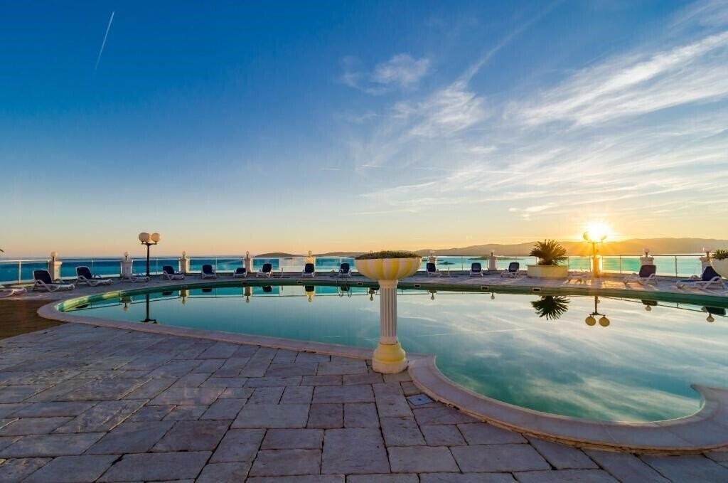 Отель Villa Antonio 4*