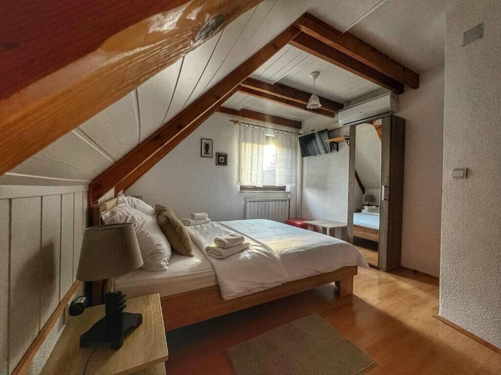 Отель Villa Lykos 3*