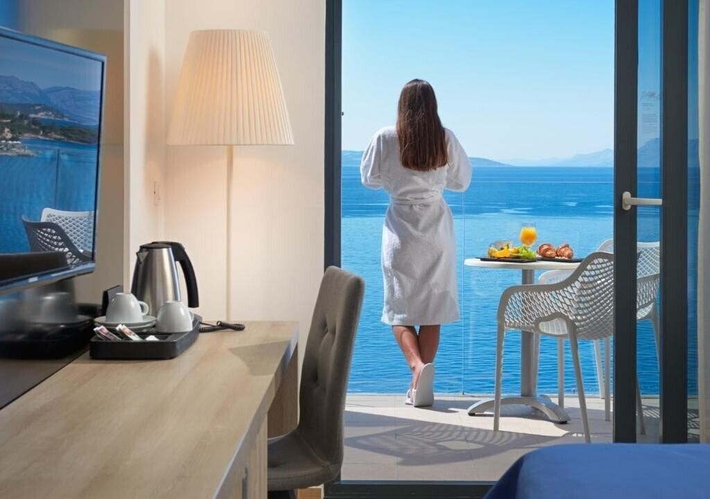 Фотографія Medora Auri Family Beach Resort 4*