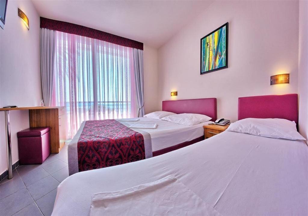 Фото Sirena Podgora 3*