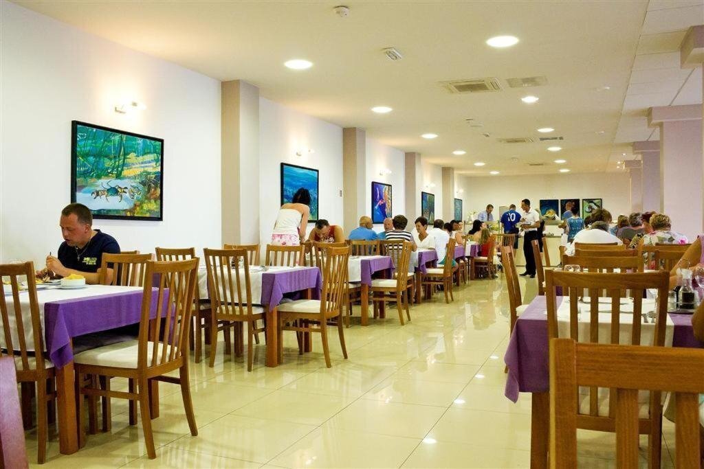 Изображение Sirena Podgora 3*