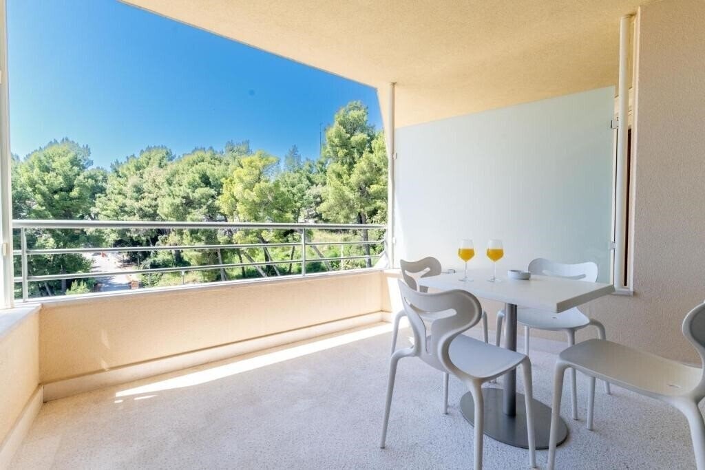 Фотографія THE RESIDENCE 4*