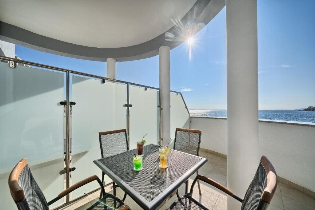 Фото Sunset Split Rooms 3*