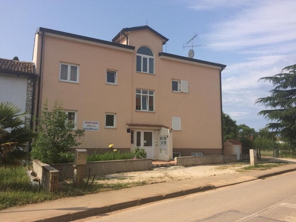 Картинка Ana Private Apartment 3*