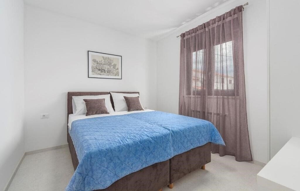 Фото Zrnic Private Apartment 3*