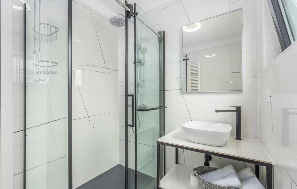 Фотография Zrnic Private Apartment 3*
