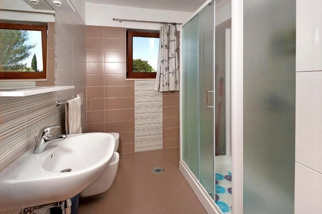 Фото Beakovic Private Apartment 4*