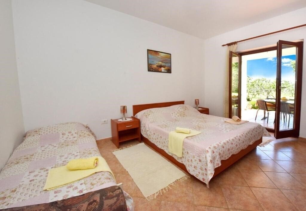Фото Denis Private Apartment 4*