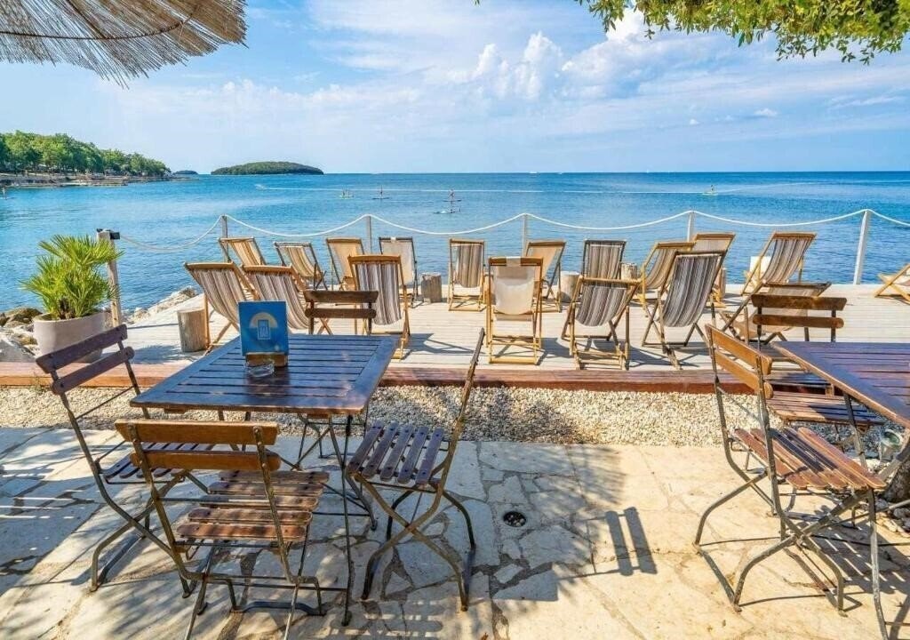 Картинка Bijela Uvala 4*