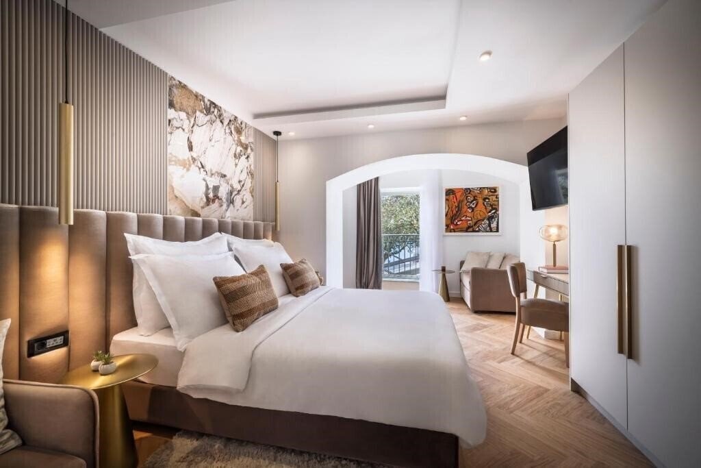 Отель Mauro Hotel 4*