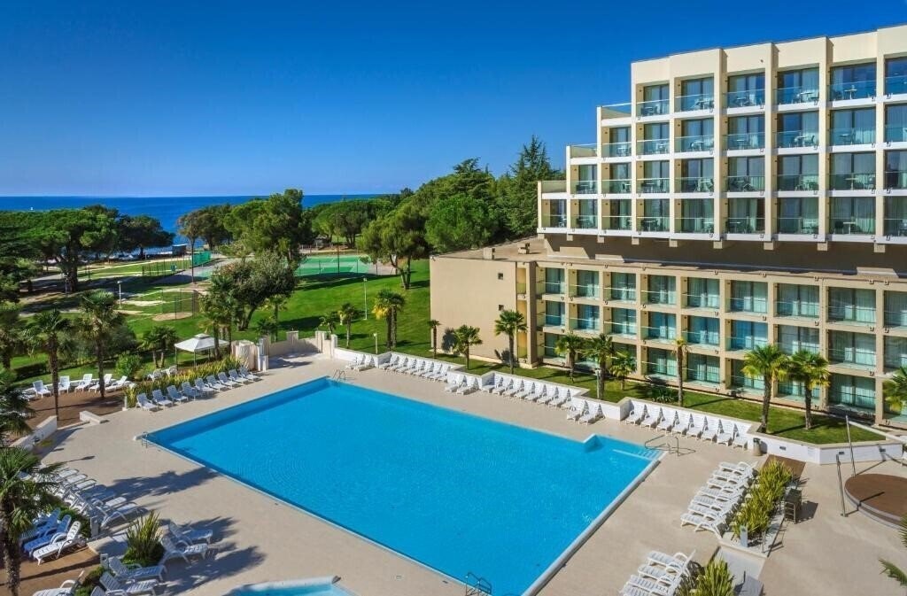 Зображення Laguna Materada 3*