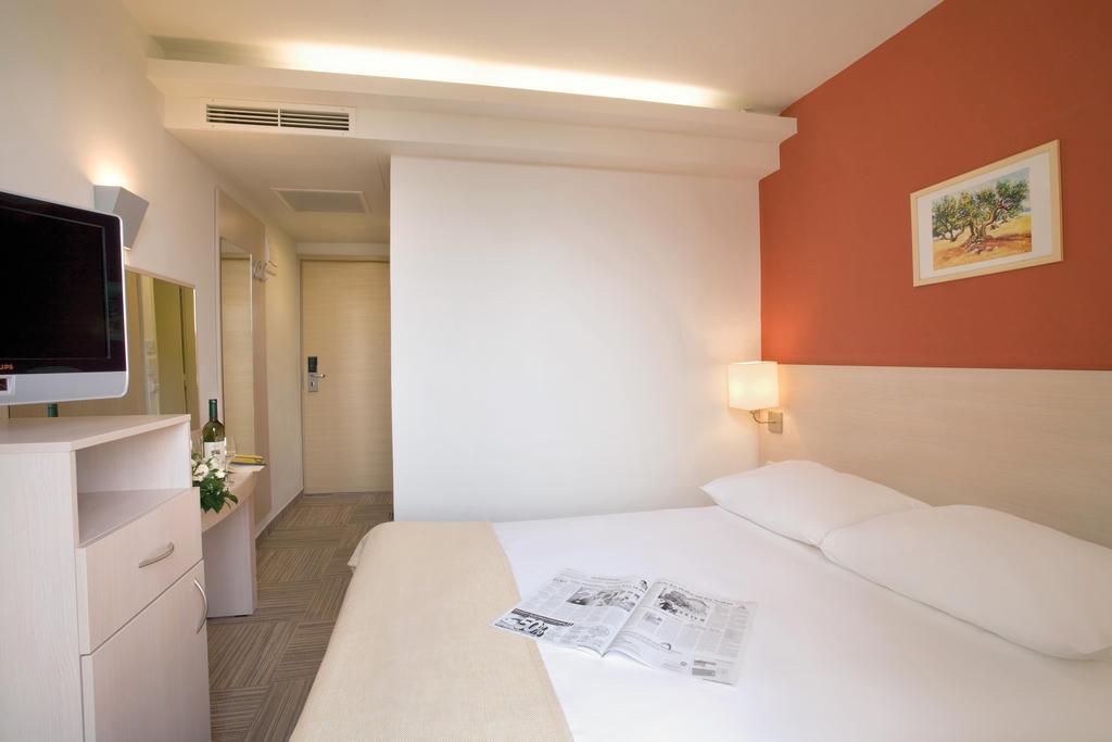 Картинка Valamar Crystal 4*