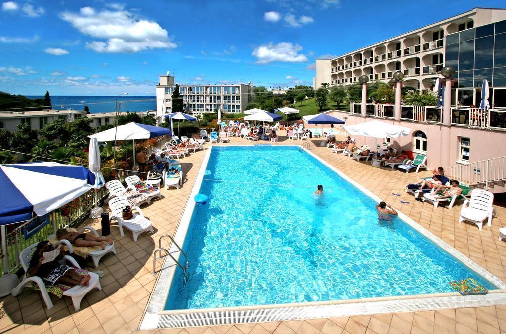 Готель Laguna Istra 3*