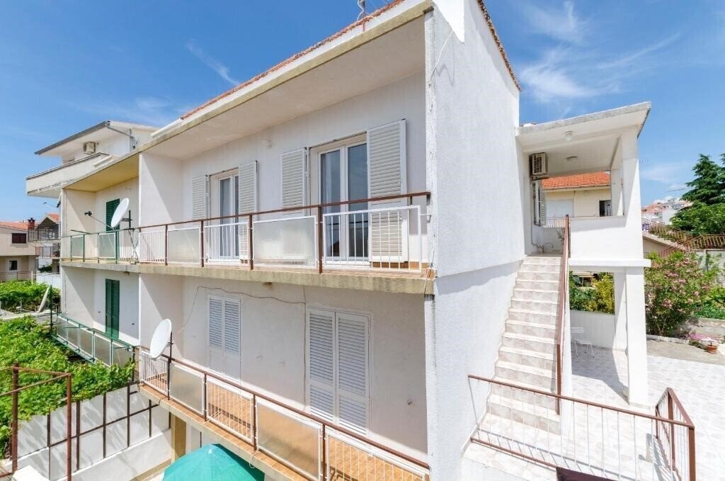 Готель App Visnja Primosten House 3*