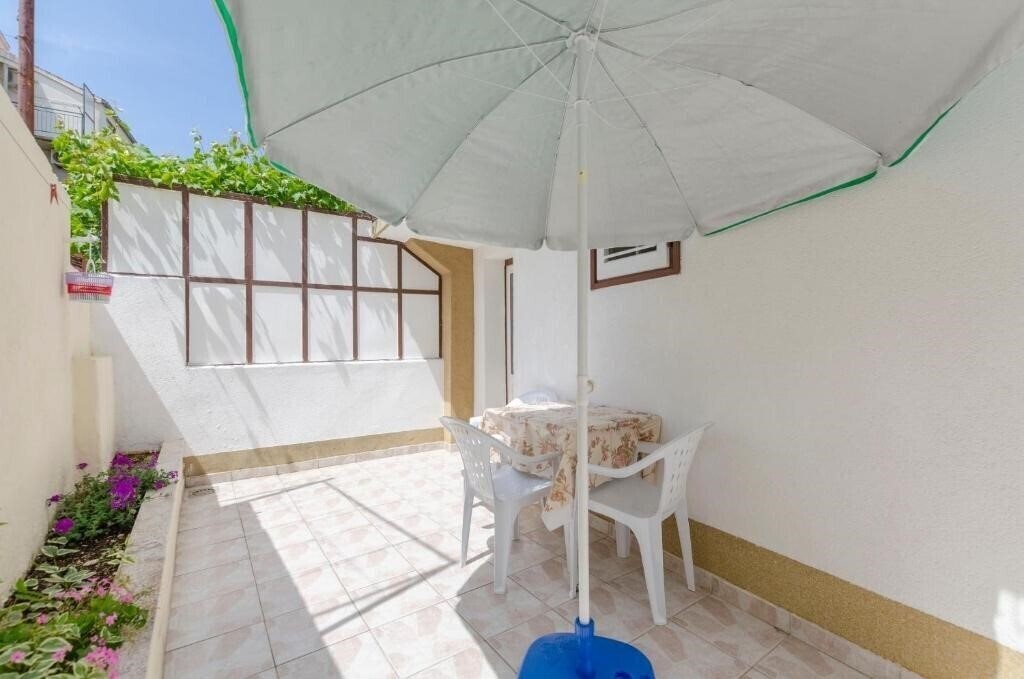 Фото App Visnja Primosten House 3*