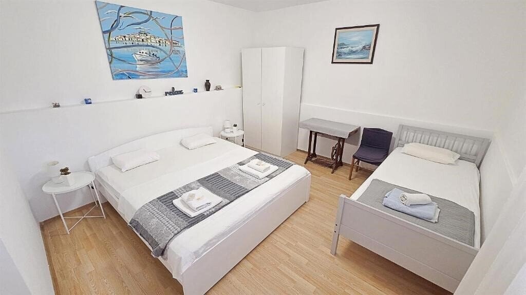 Фотографія App Murva House 3*