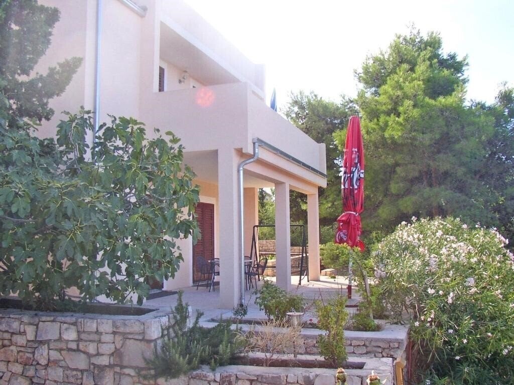 Отель App Rina House 3*
