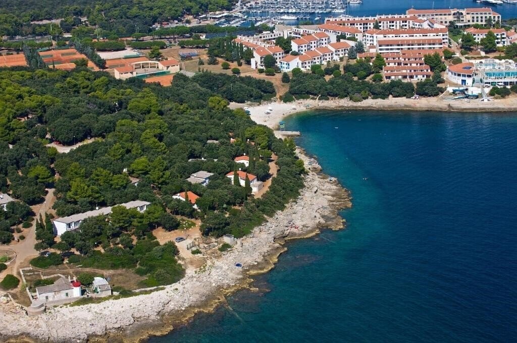 Фото Verudela Villas App 3*