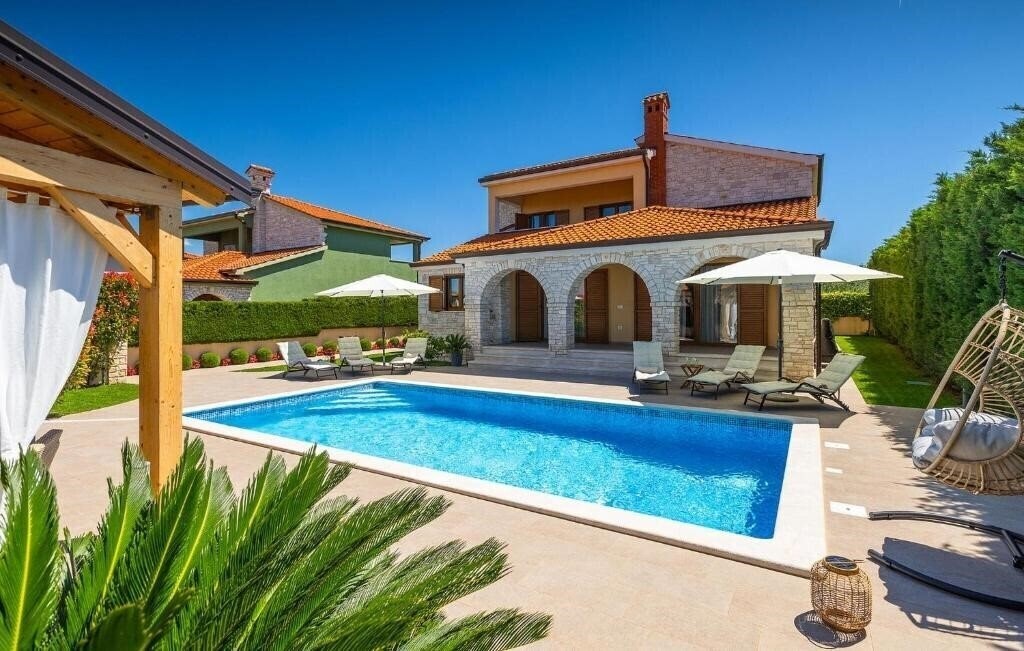 Готель Villa Aurora House 3*