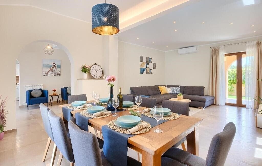 Картинка Villa Aurora House 3*