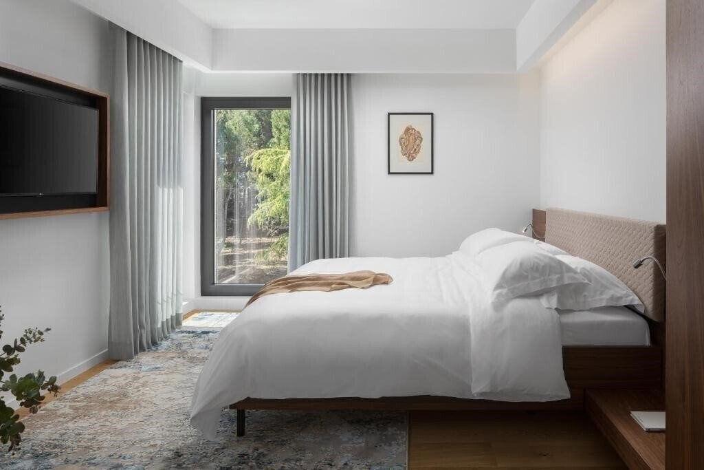 Готель Milan Hotel & Restaurant 4*