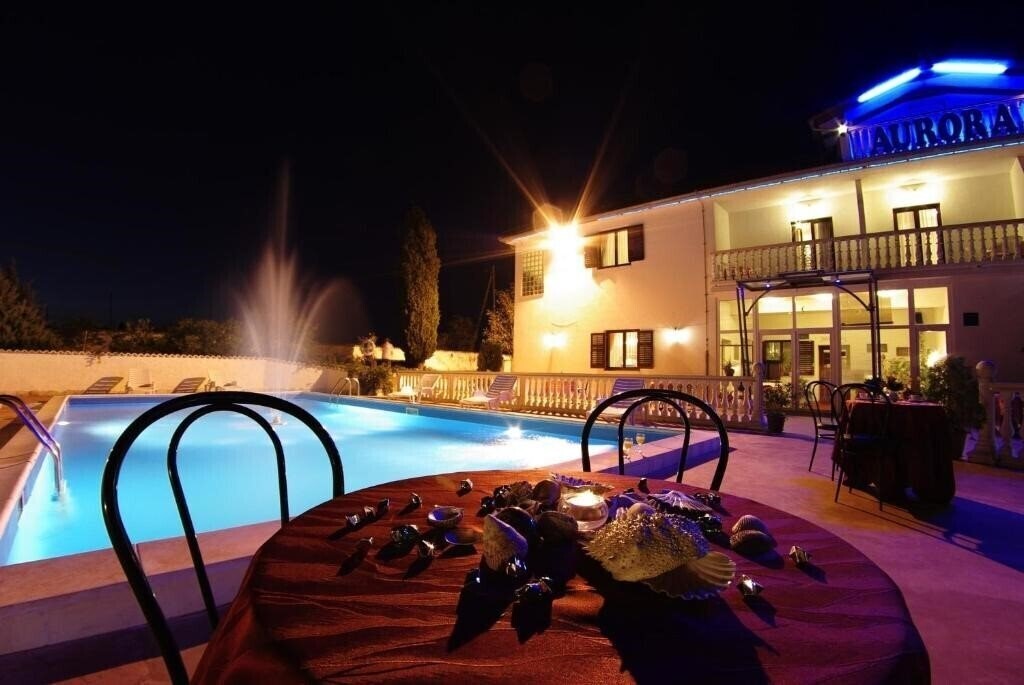 Отель Hotel Aurora 3*