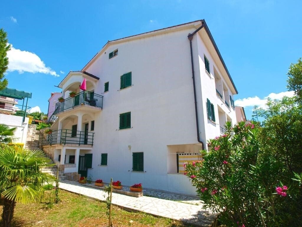 Готель Apartments Eugen 3*
