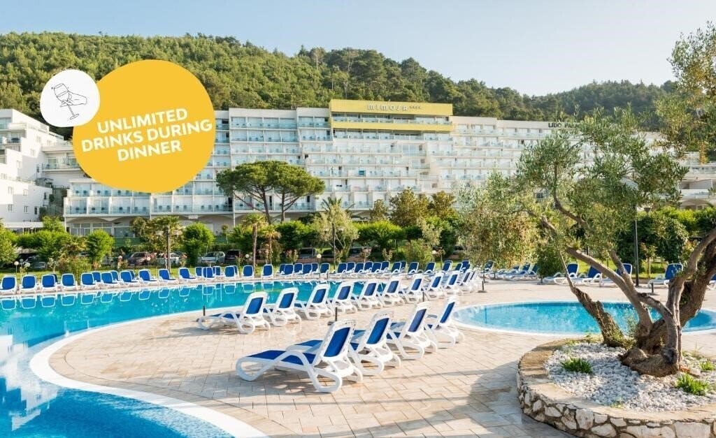 Отель Mimosa 4*