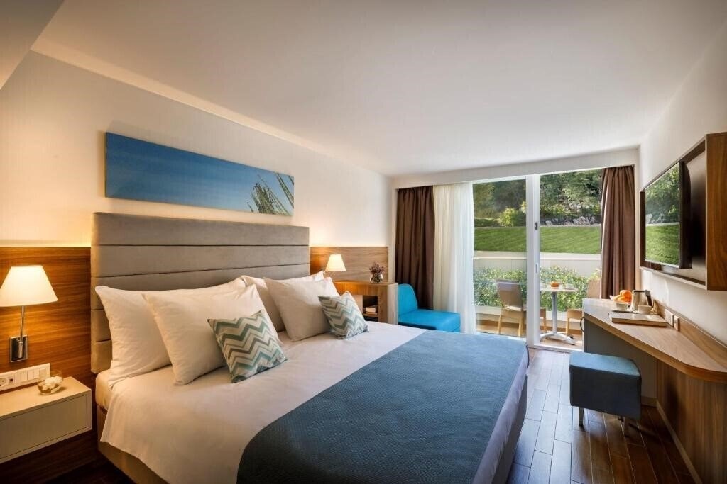 Фото Valamar Bellevue 4*