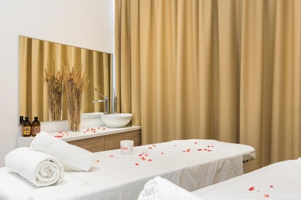 Фото Hedera Hotel 3*