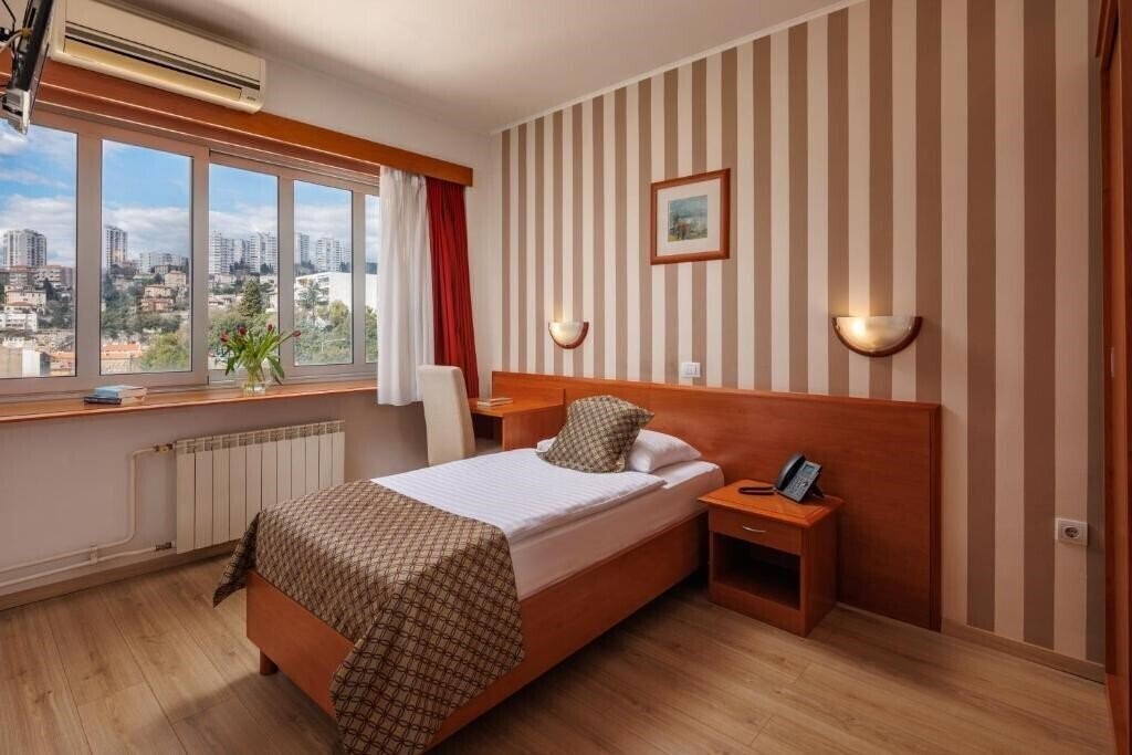 Зображення Hotel Neboder 3*