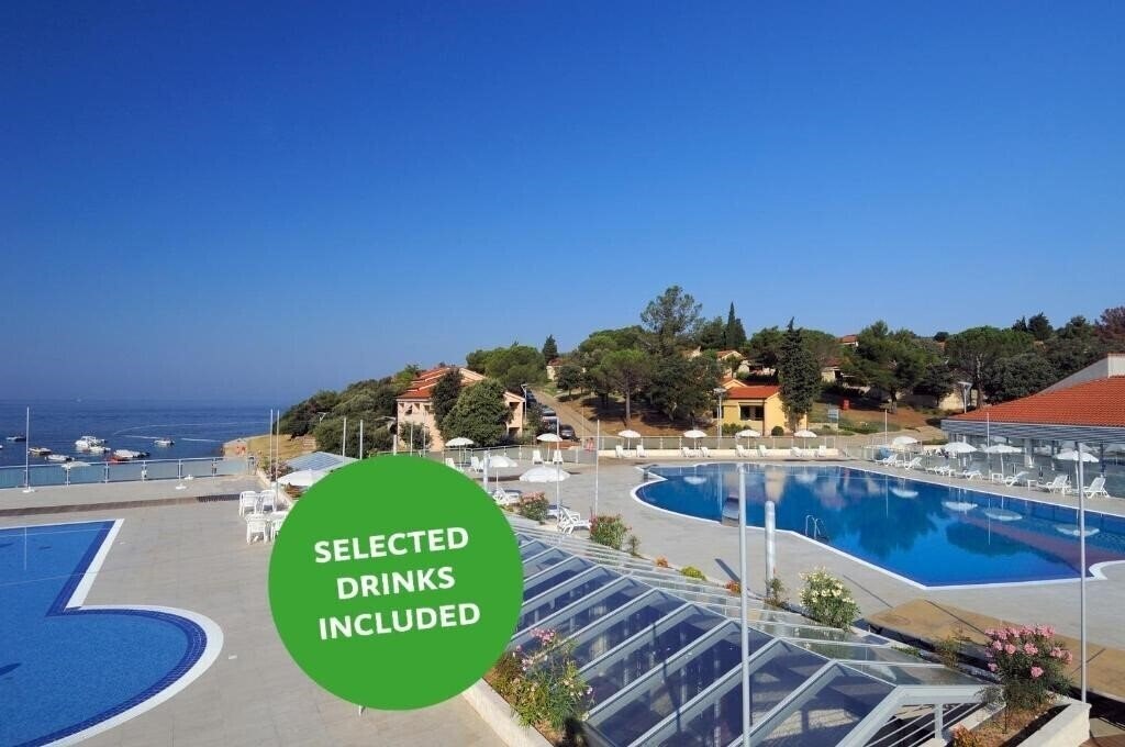Отель Petalon Tourist Resort 4*