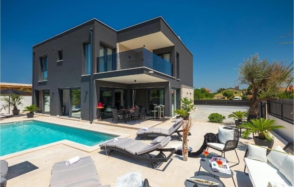 Готель Villa Orion House 3*