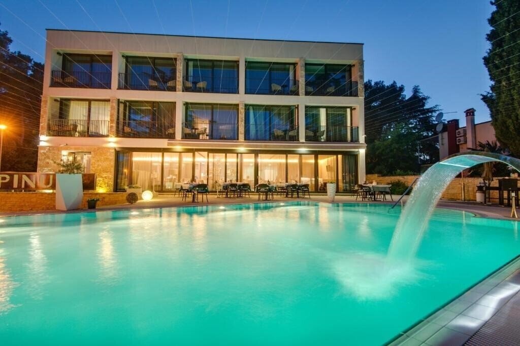 Фото Hotel Arupinum 4*