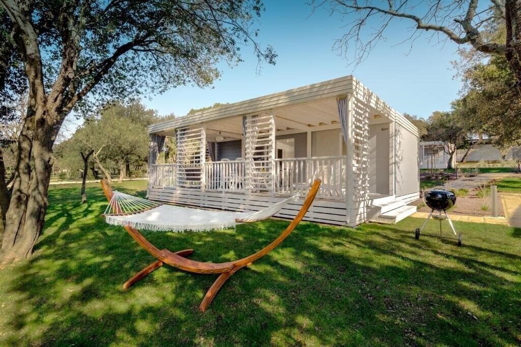Отель Maistra Camping Amarin Mobile Homes 4*