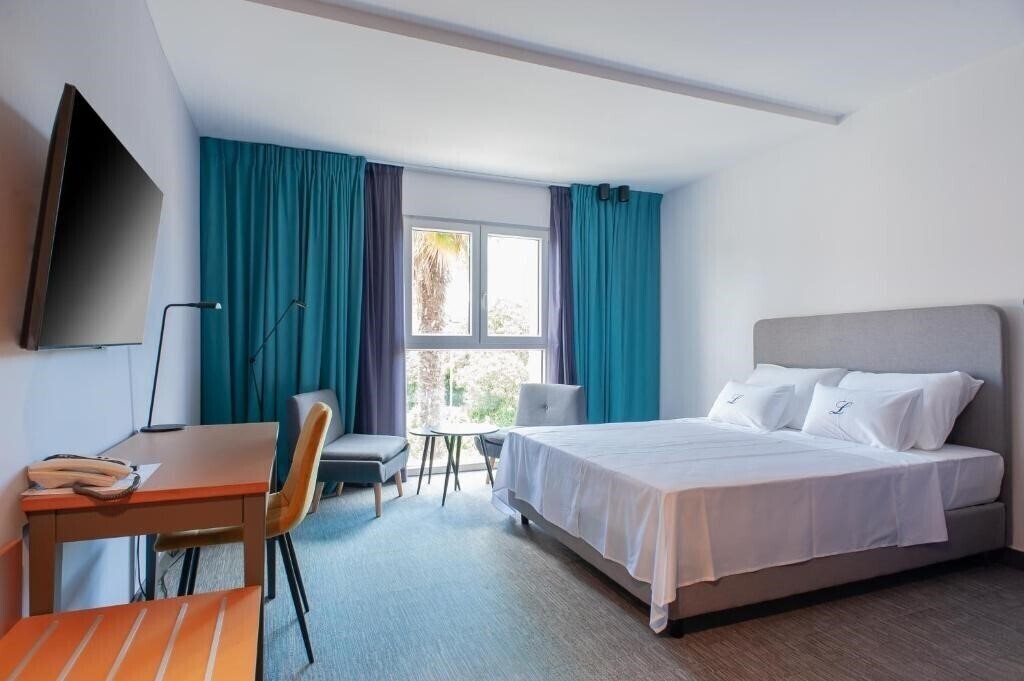 Фото Boutique Hotel Villa Lili 4*
