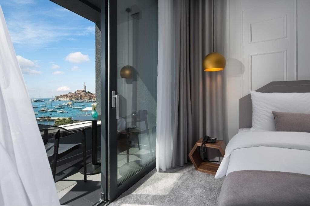 Фото Hotel Delfin 4*