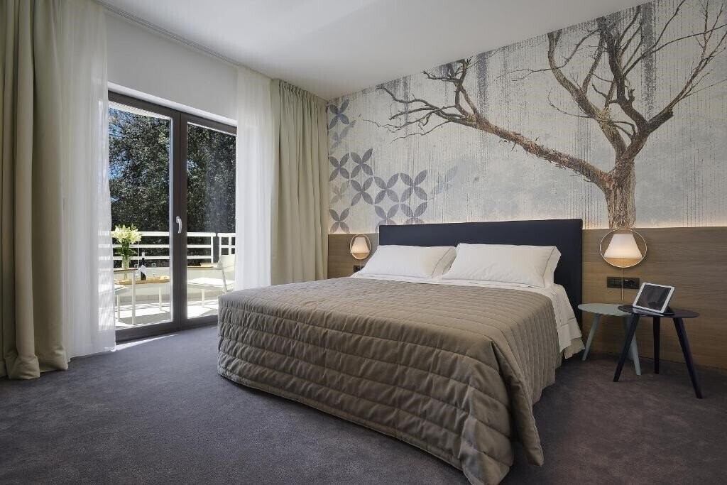 Фото Residence Rovinj 4*