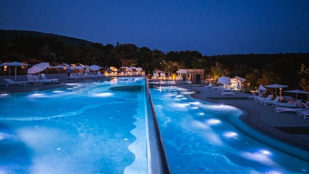 Фото Adrialux Holiday Camping 4*