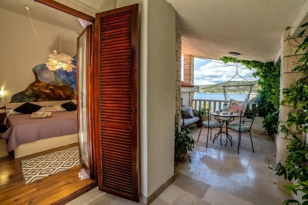 Фотография Aparthotel Horizont Rogoznica (ex. Em Ka) 3*