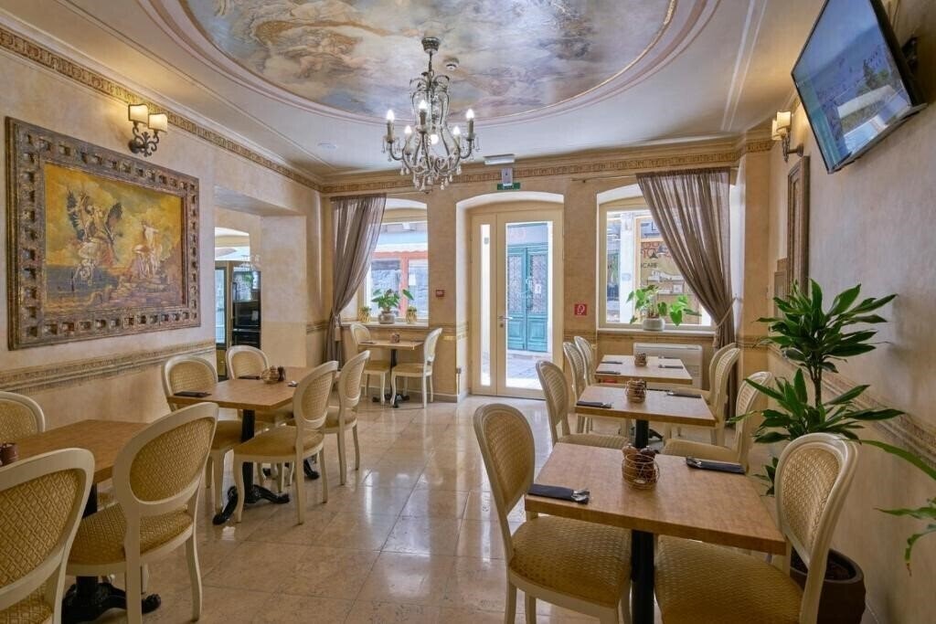 Изображение Heritage Hotel Life Palace 4*