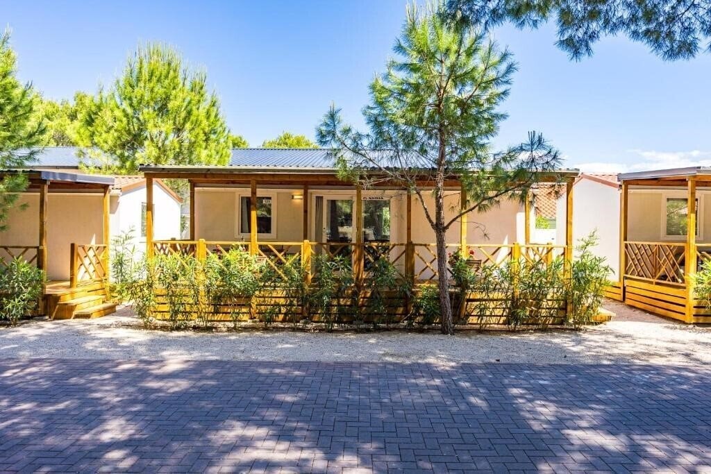 Готель Amadria Park Camping Sibenik Mobile Homes 4*