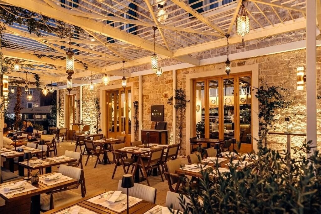Фотографія Armerun Heritage Hotel & Residences 4*