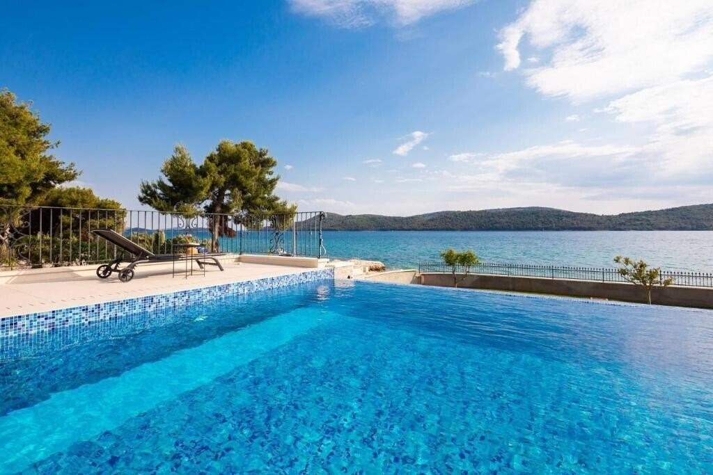 Готель Villa Luxury Maja Zablace 3*