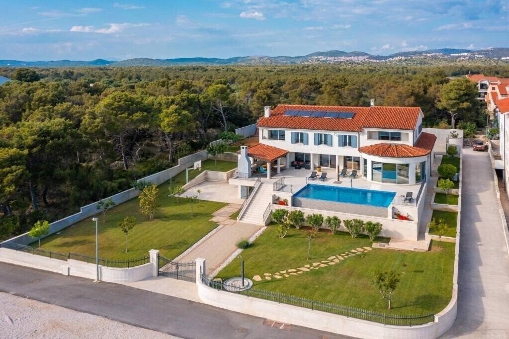Фотографія Villa Luxury Maja Zablace 3*