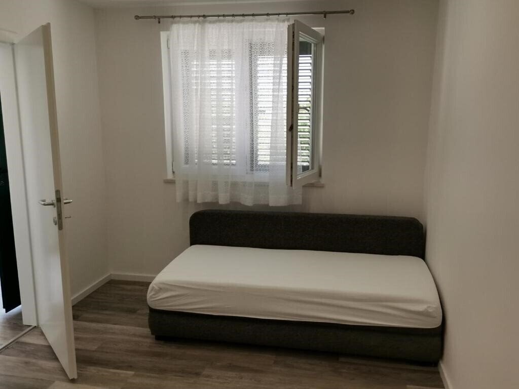 Картинка App Anica House 3*