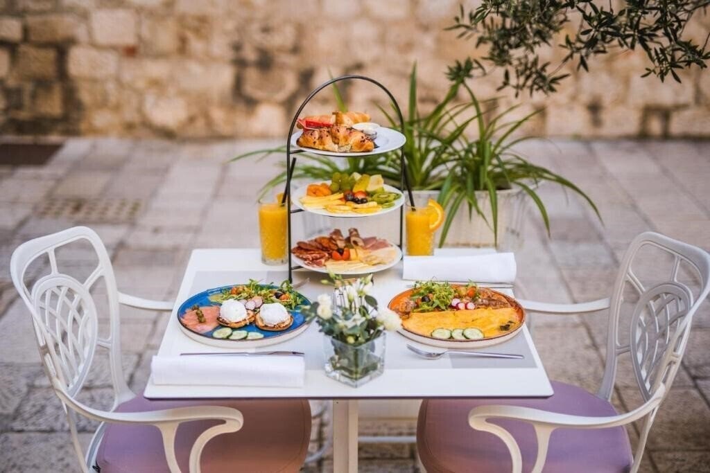Картинка Vestibul Palace 4*