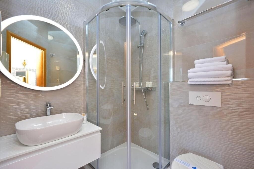 Фотографія Hotel Adriana 3*