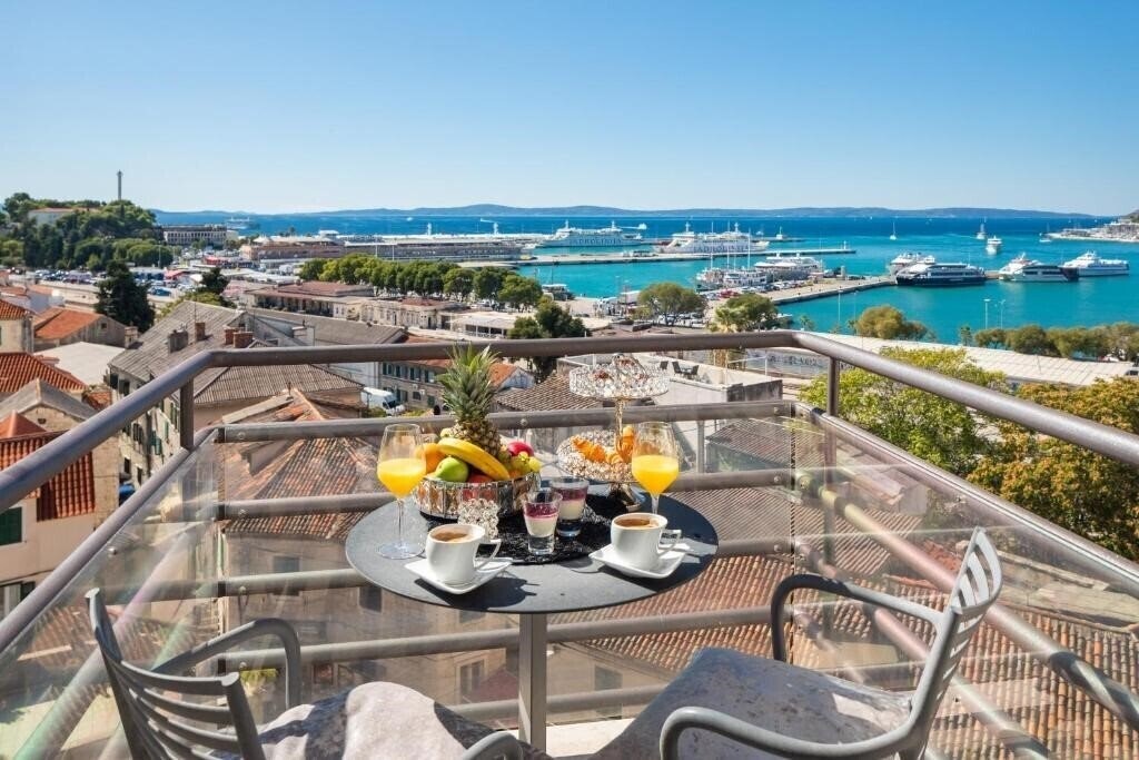 Картинка Hotel Luxe 4*