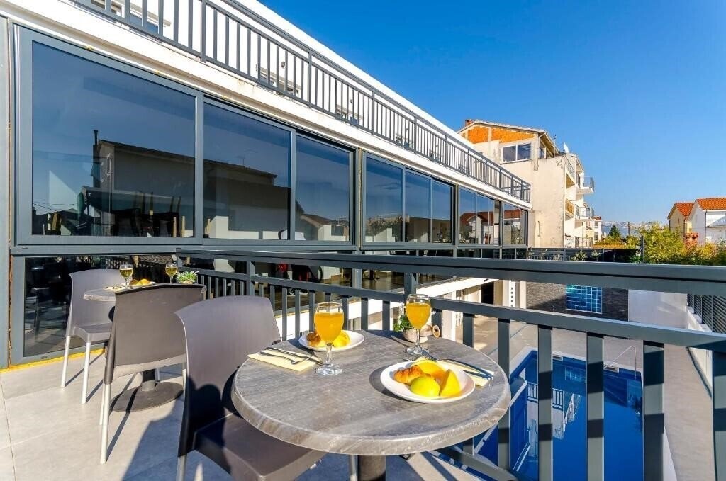 Отель All Saints Suites B&B Kastela 4*